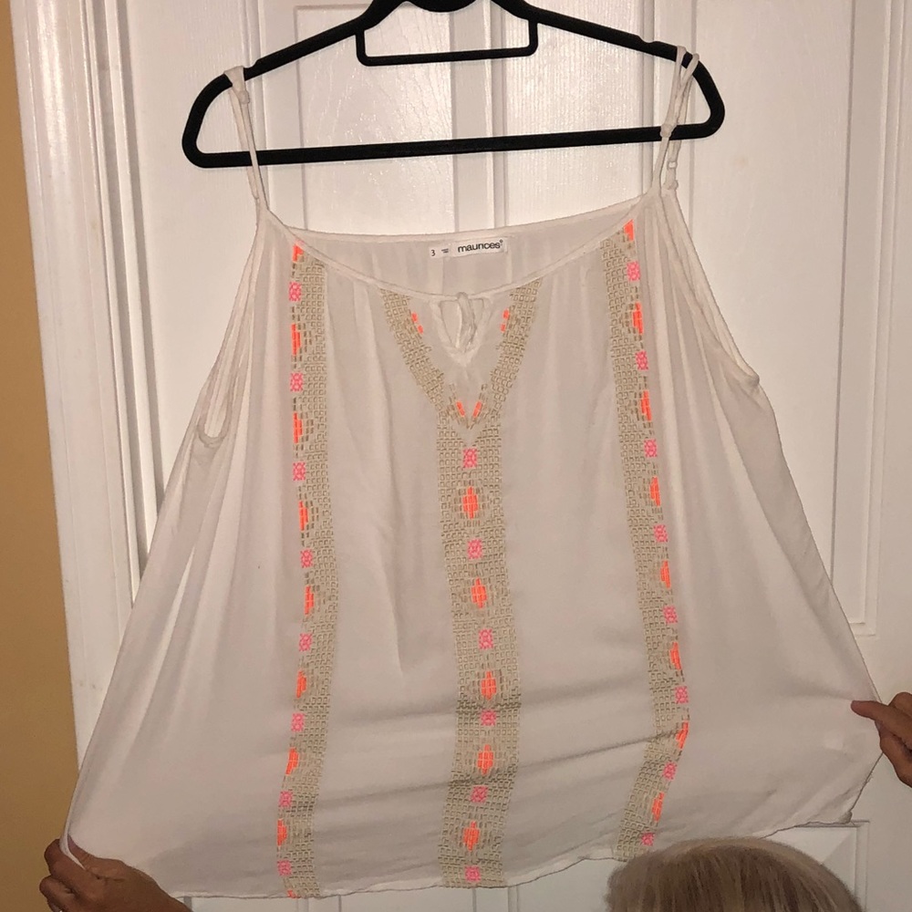 Shirt - Picture 2 of 3